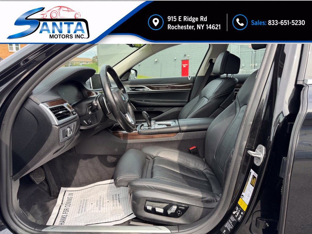 Used 2020 BMW 740i xDrive AWD/4WD image 7