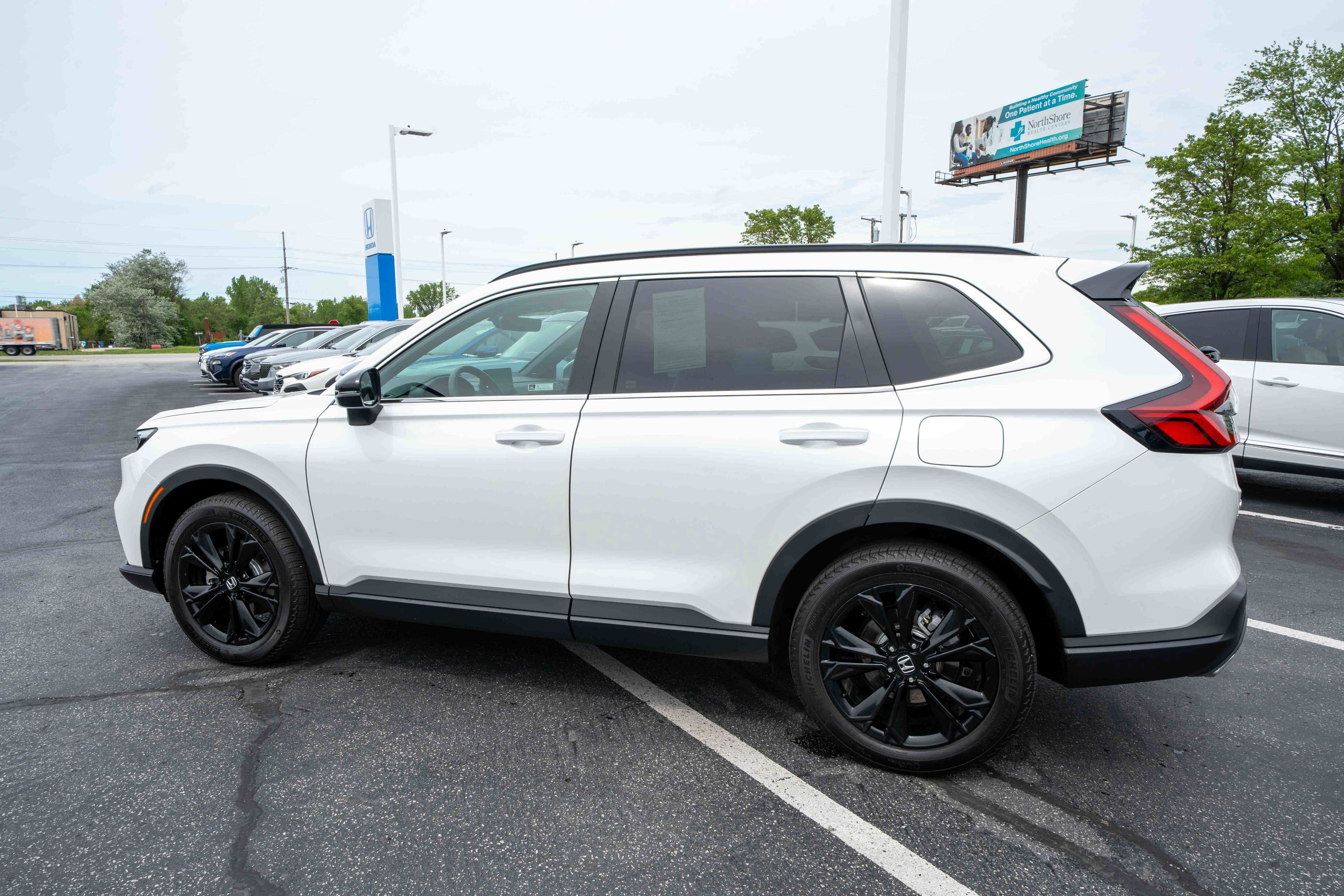 Certified 2024 Honda CR-V Sport Touring image 4
