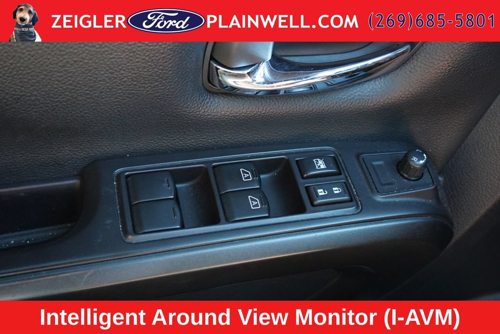 Used 2021 Nissan Titan PRO-4X w/ Pro-4x Convenience Package AWD/4WD image 31