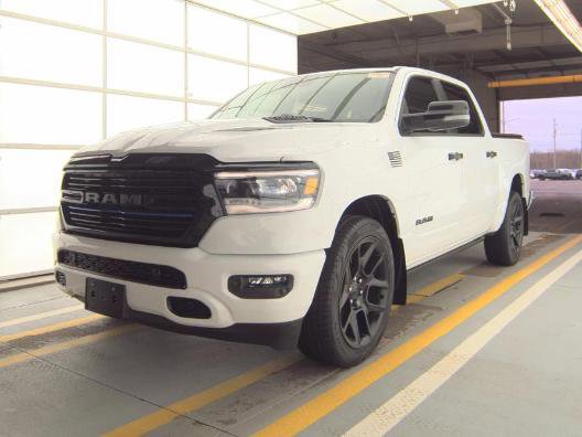 Used 2023 RAM 1500 Laramie AWD/4WD image 4