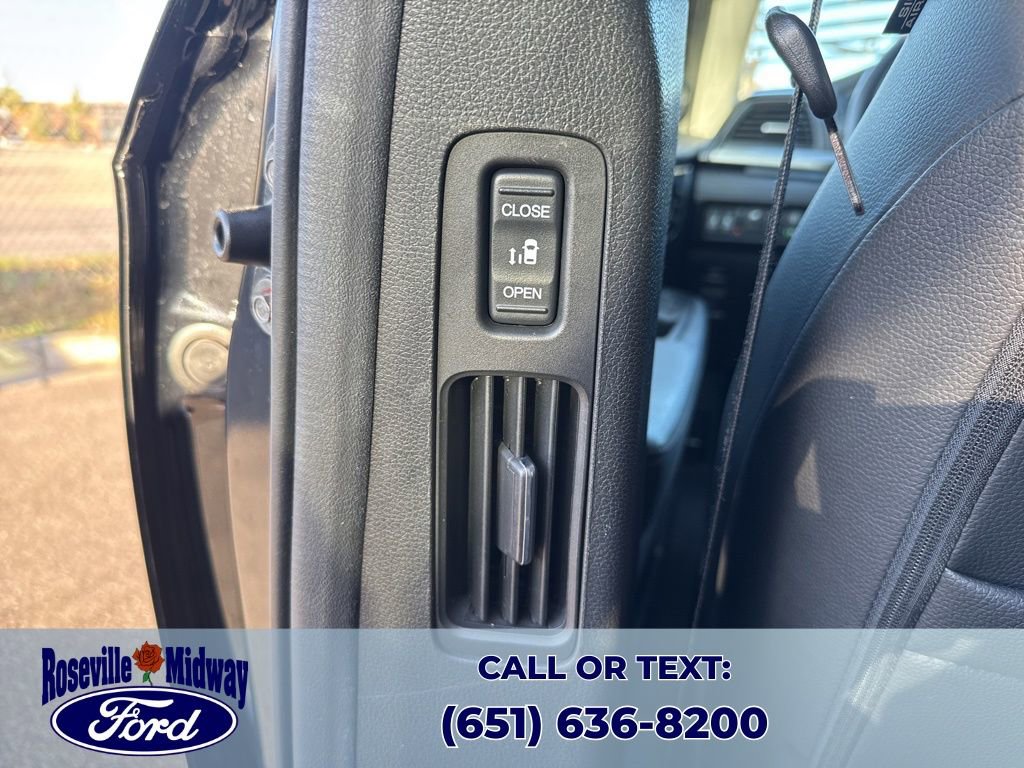 Used 2023 Honda Odyssey Touring image 35