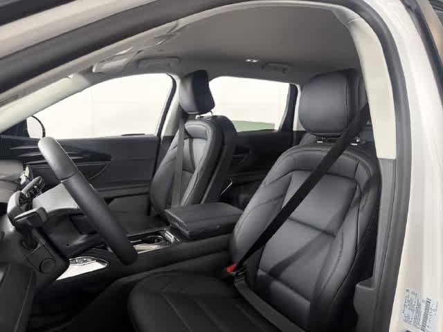New 2026 Lincoln Nautilus Premier w/ Jet Appearance Package AWD/4WD image 18