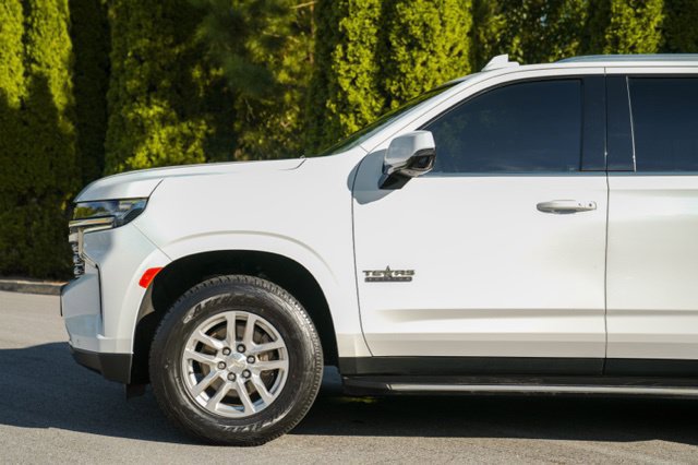 Used 2021 Chevrolet Tahoe LT w/ Luxury Package RWD image 6