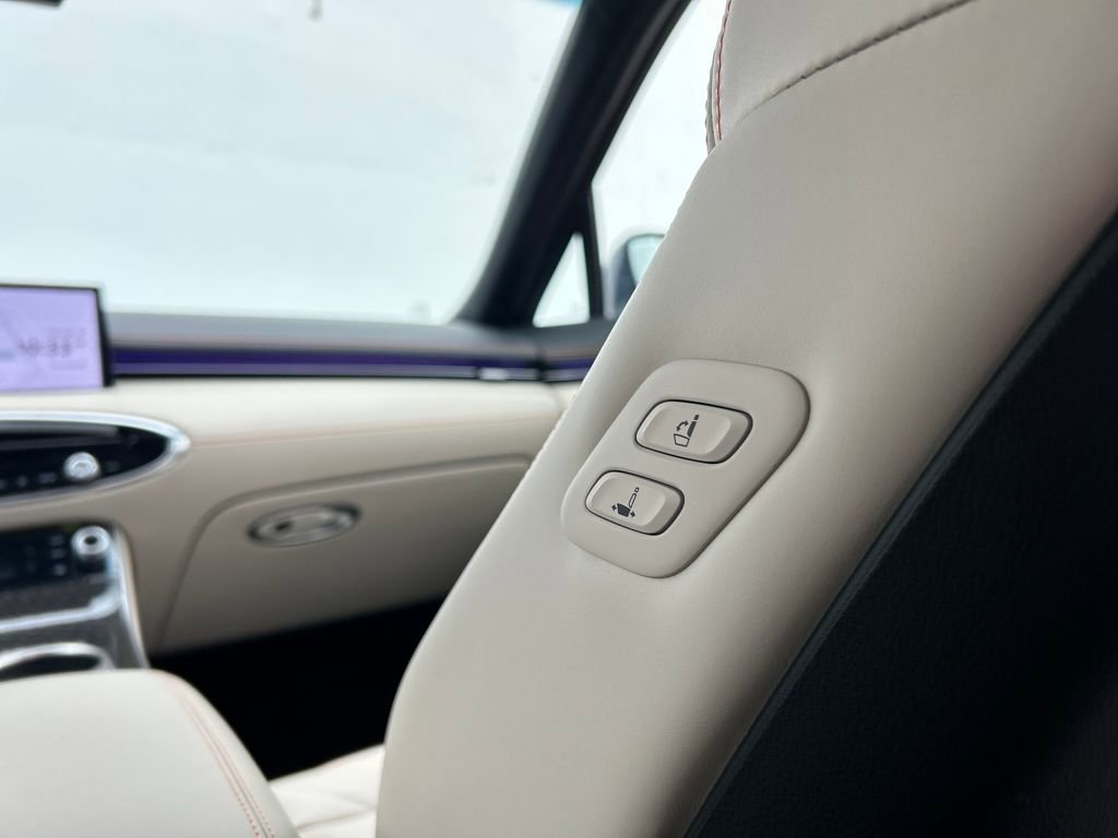 New 2026 Genesis GV70 3.5T Sport Prestige AWD/4WD image 31