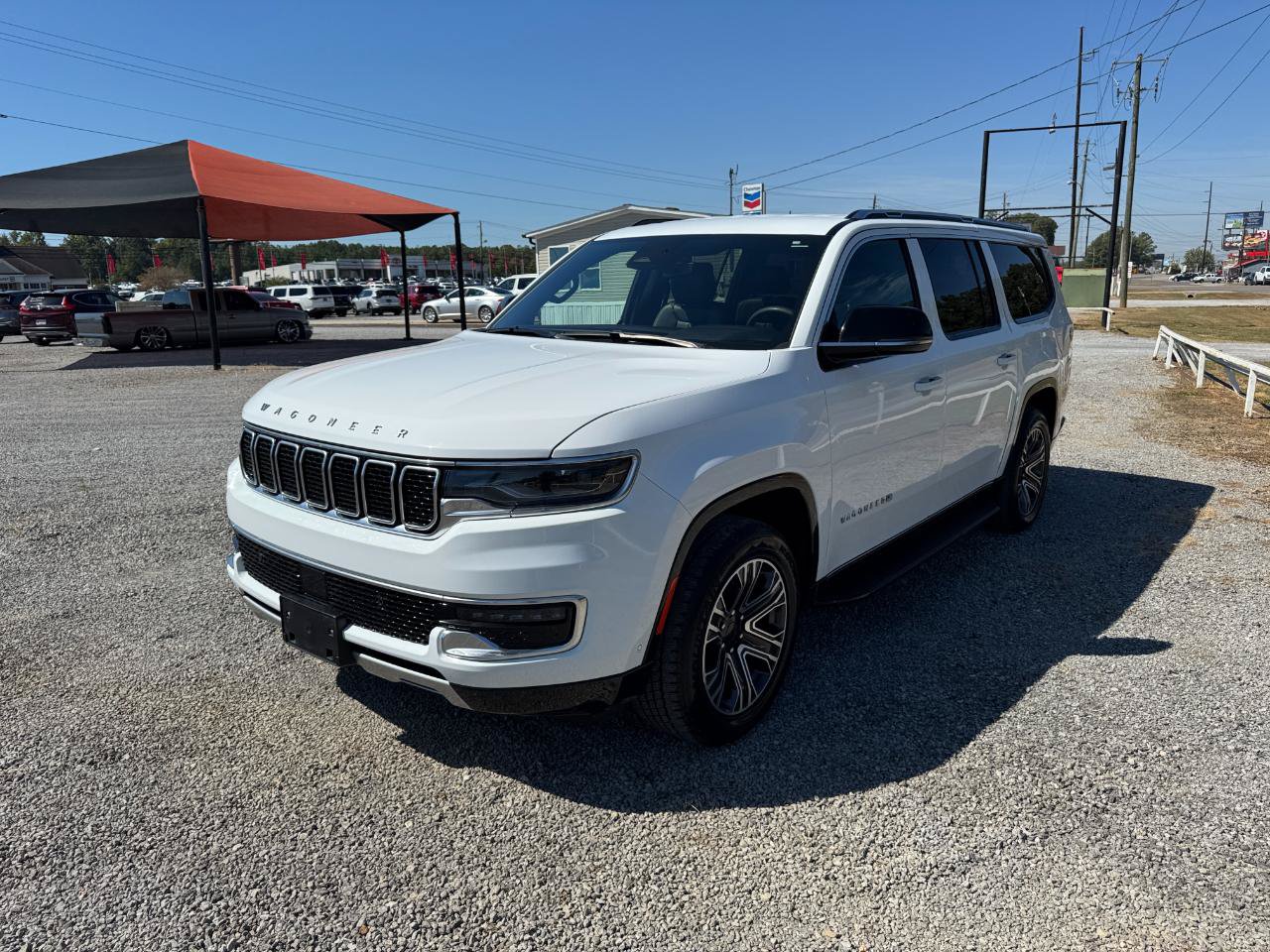 Used 2024 Jeep Wagoneer L Series II w/ Flexible Seating Group RWD image 5