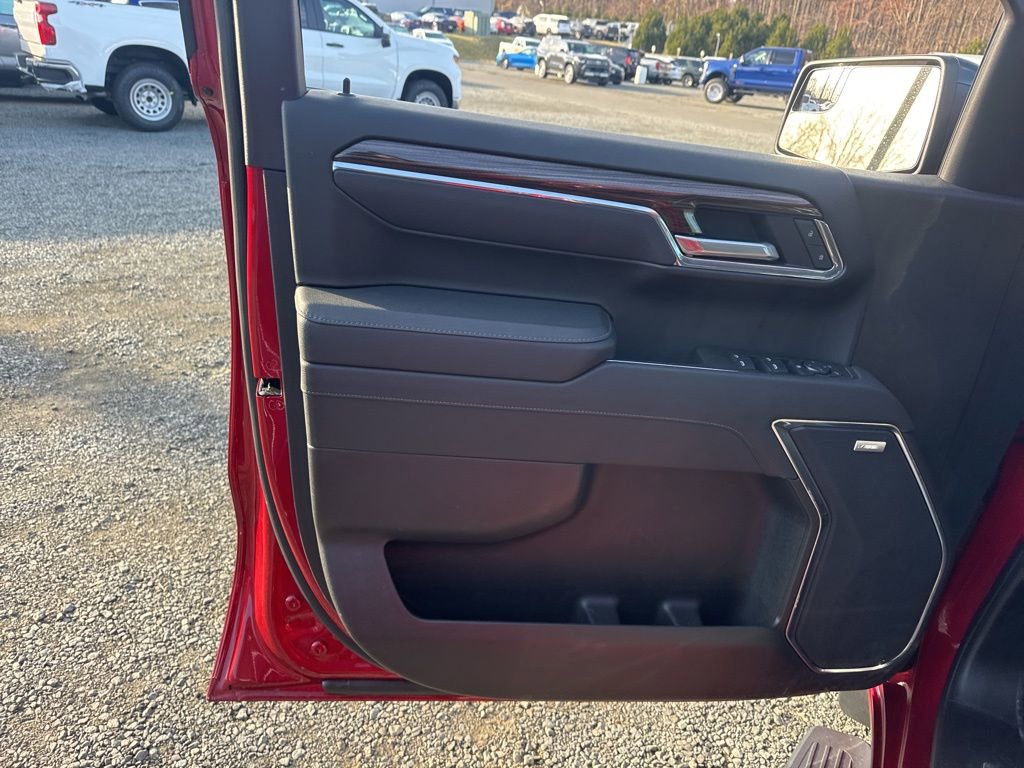 Used 2025 Chevrolet Silverado 1500 RST image 18