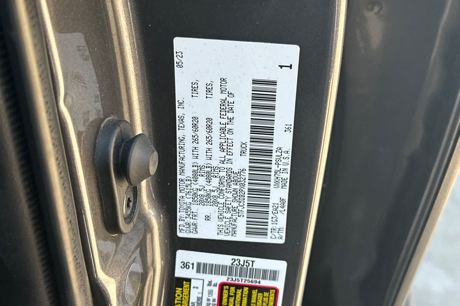 Used 2023 Toyota Tundra Limited w/ TRD Off-Road Package AWD/4WD image 28