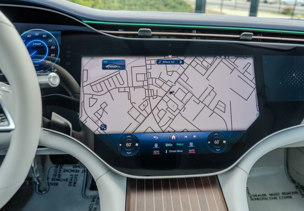 Used 2023 Mercedes-Benz EQS 580 4MATIC Sedan image 9