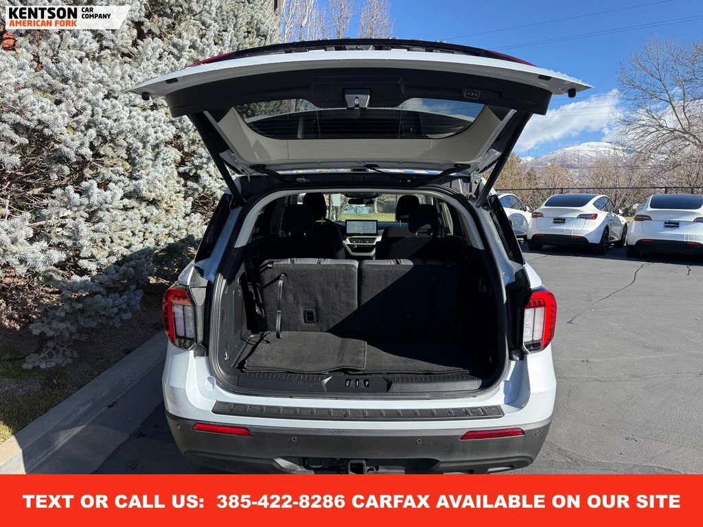 Used 2025 Ford Explorer Active image 34