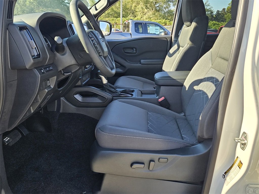 New 2026 Nissan Frontier SV image 3