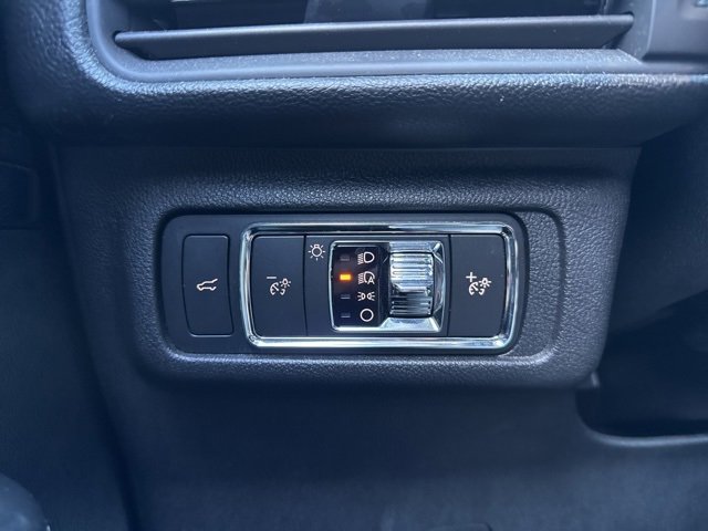 Used 2020 Lincoln Corsair AWD w/ Premium Package image 9