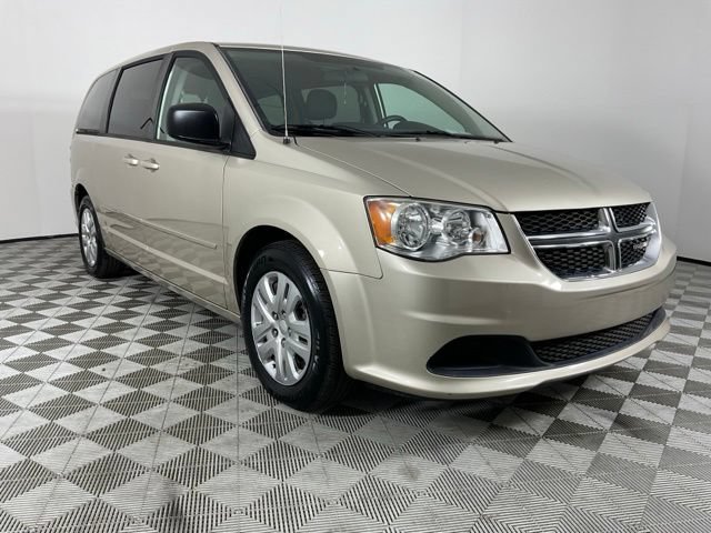 Used 2016 Dodge Grand Caravan SE w/ Quick Order Package 29E SE FWD image 12