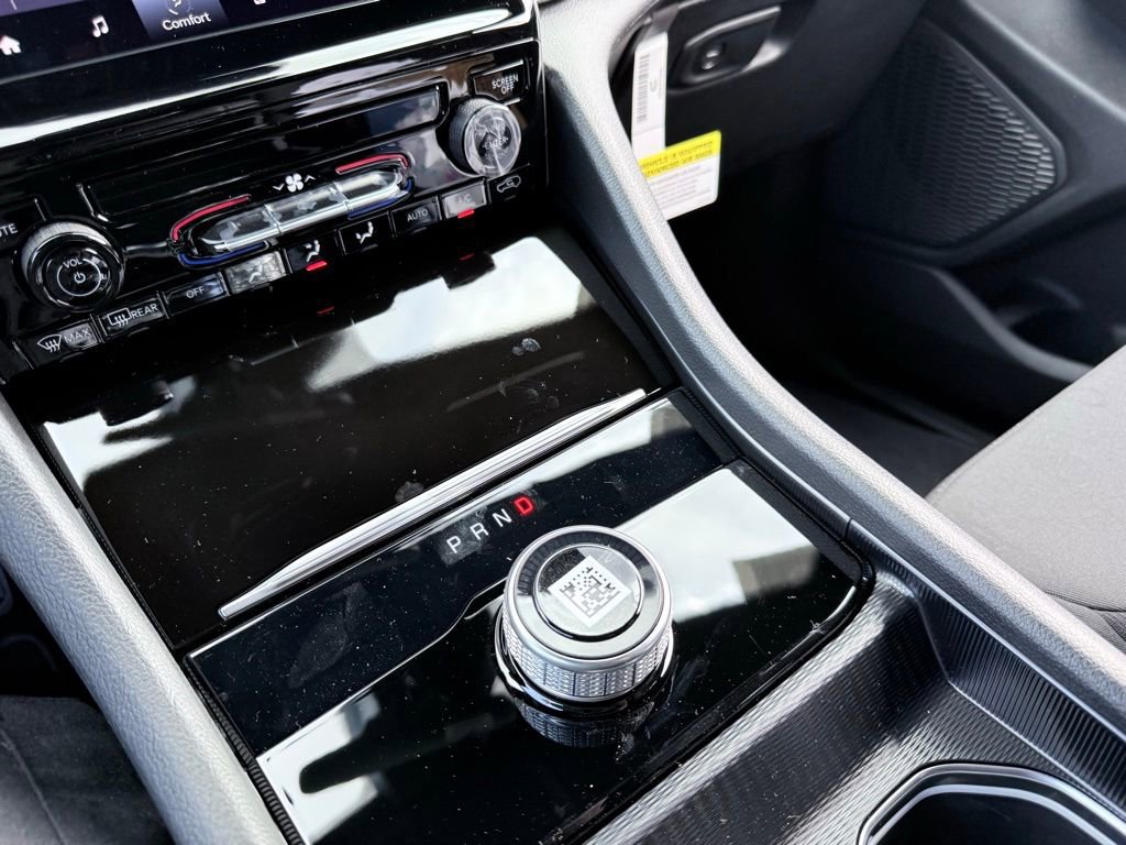 New 2025 Jeep Grand Cherokee Laredo X image 17