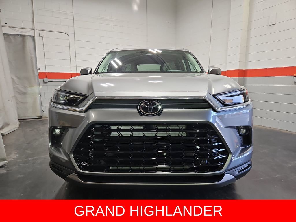 New 2026 Toyota Grand Highlander AWD image 2