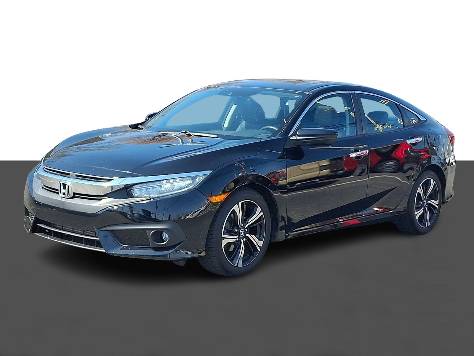 Used 2018 Honda Civic Touring image 3