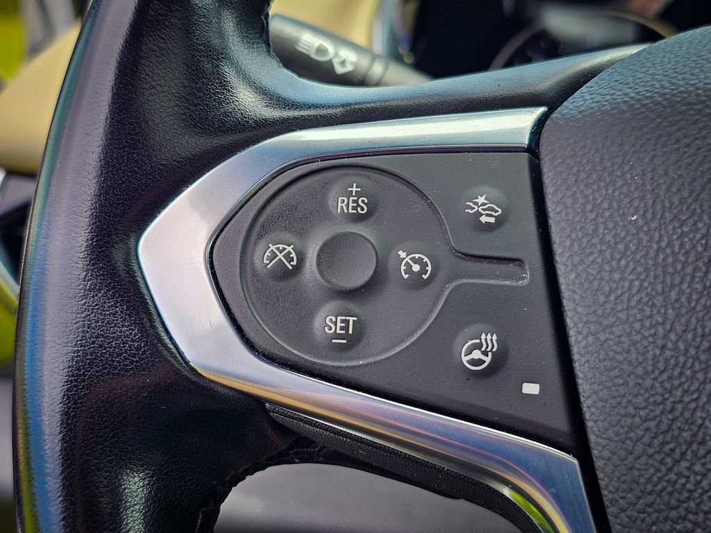 Used 2023 Chevrolet Traverse Premier AWD/4WD image 22