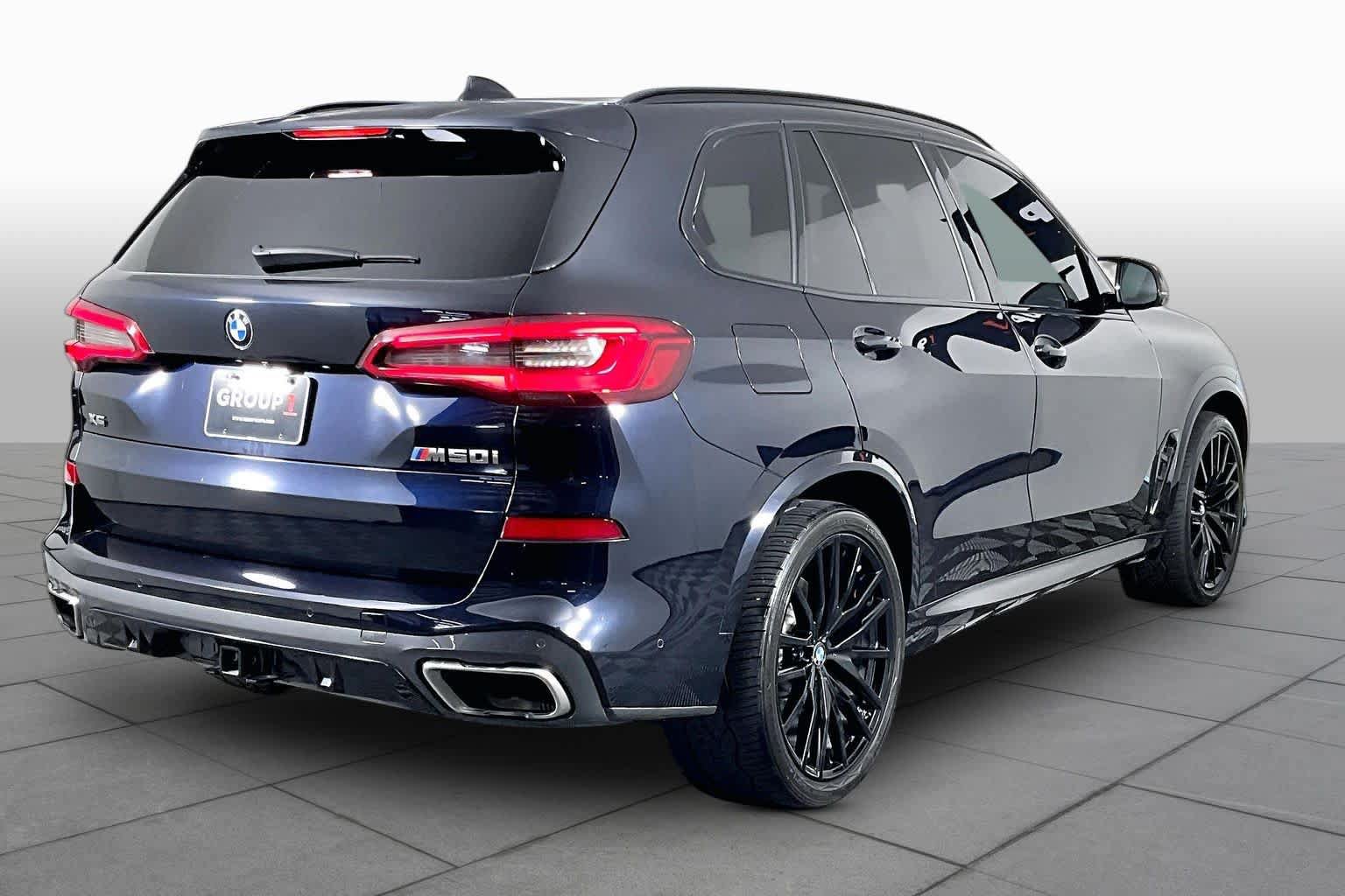 Used 2020 BMW X5 M50i w/ Premium Package AWD/4WD image 12