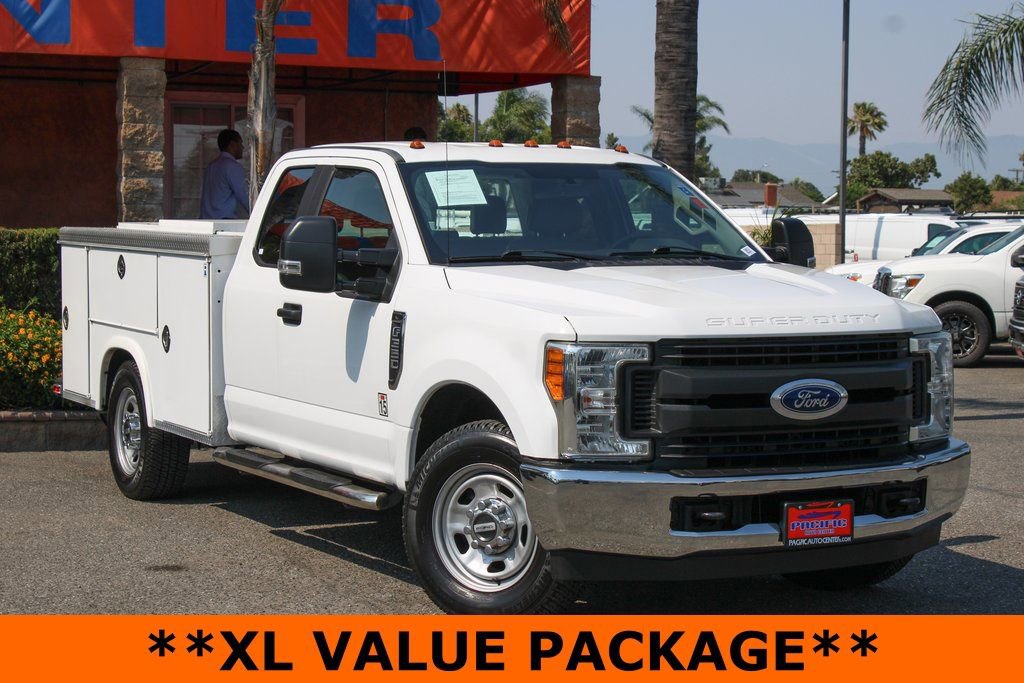 Used 2017 Ford F350 XL w/ Power Equipment Group image 2
