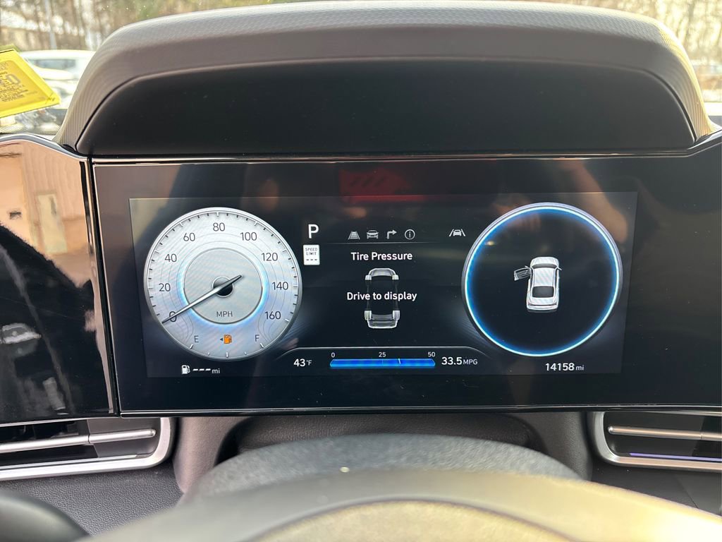 Used 2024 Hyundai Elantra SEL image 21