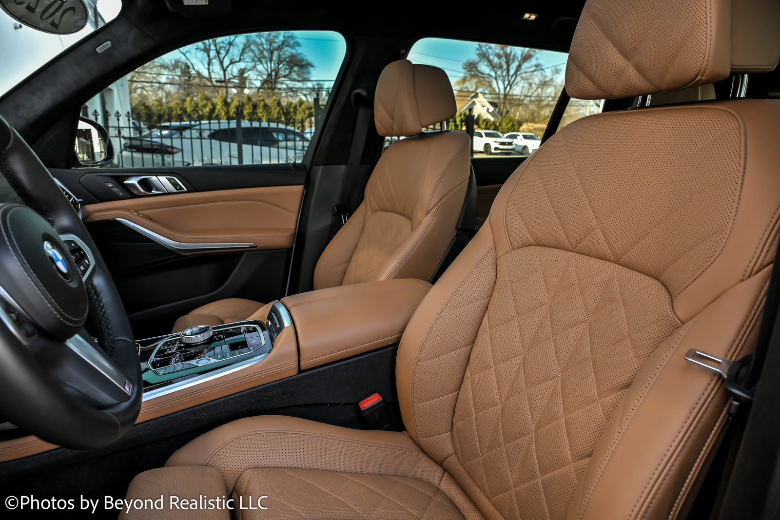 Used 2023 BMW X7 xDrive40i w/ M Sport Package image 28