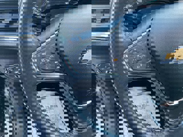 Used 2020 Chevrolet Equinox LT w/ Driver Convenience Package image 15