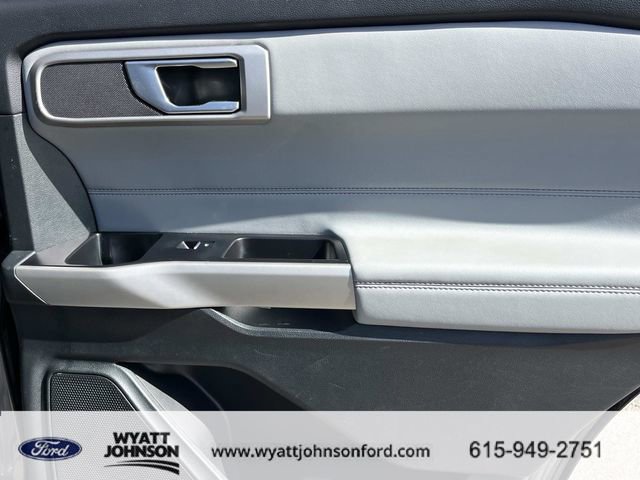 Used 2023 Ford Explorer XLT w/ Equipment Group 202A image 23