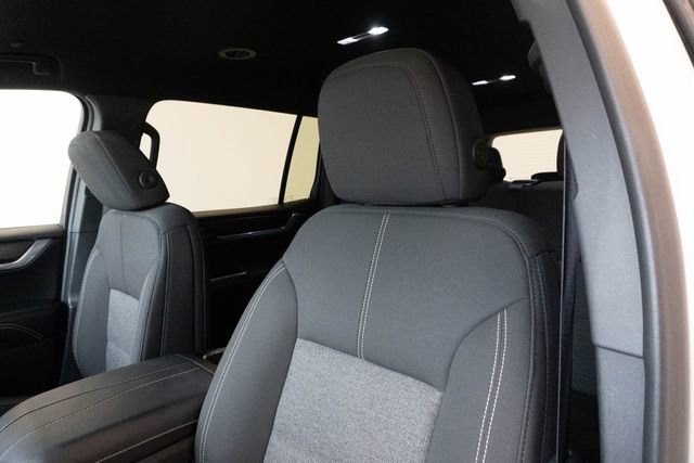 Used 2025 GMC Acadia Elevation image 20