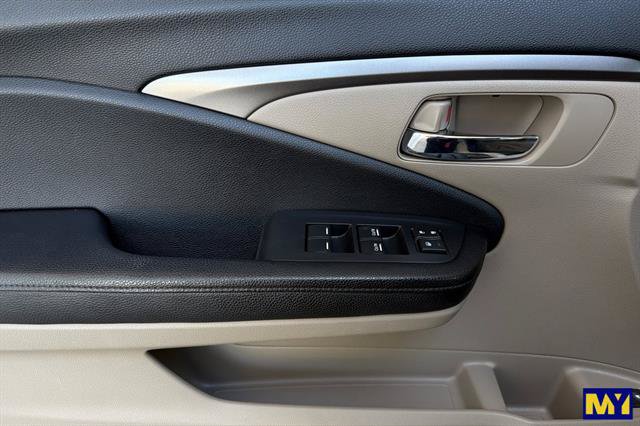 Used 2017 Honda Pilot EX-L image 11