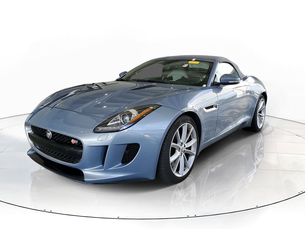 Used 2014 Jaguar F-TYPE S RWD image 3