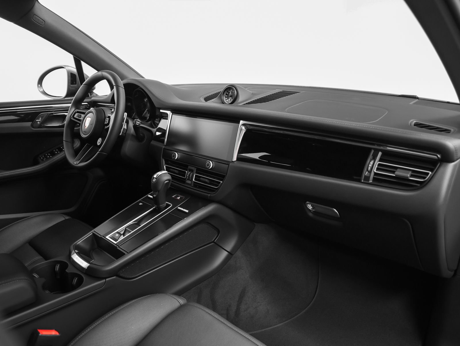 New 2026 Porsche Macan Turbo AWD/4WD image 27