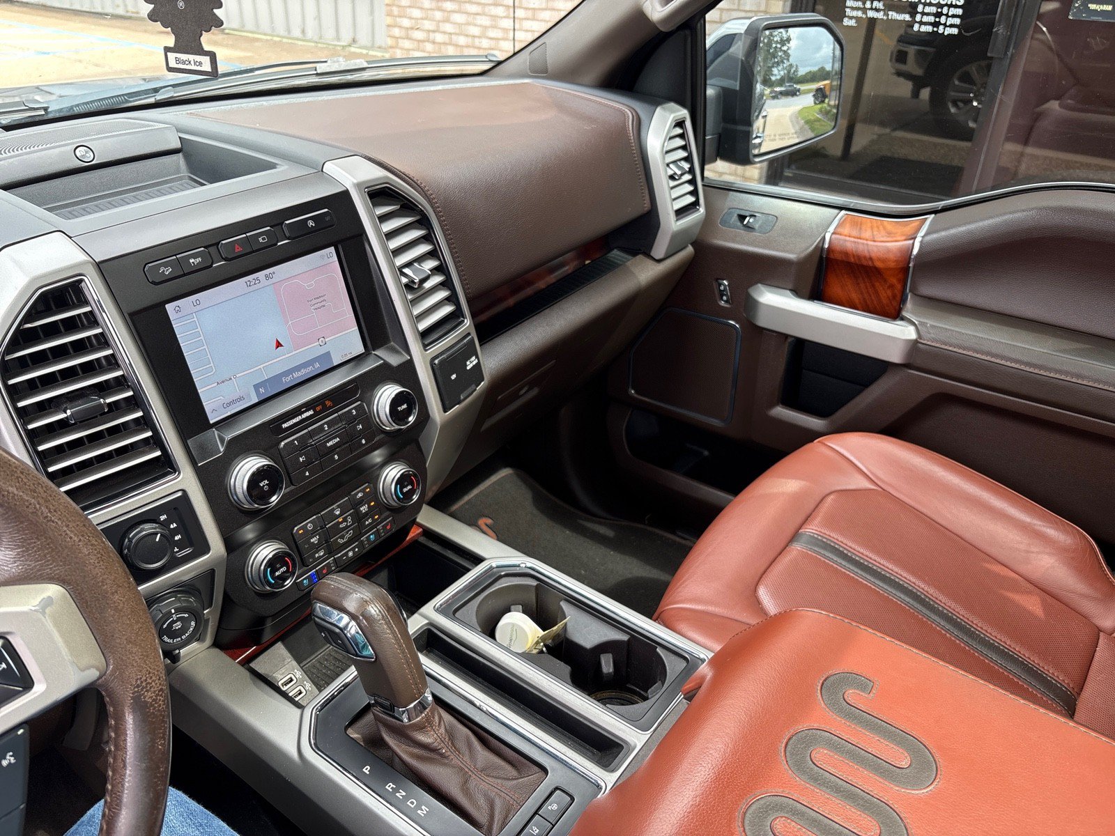 Used 2019 Ford F150 King Ranch w/ Equipment Group 601A Luxury AWD/4WD image 24