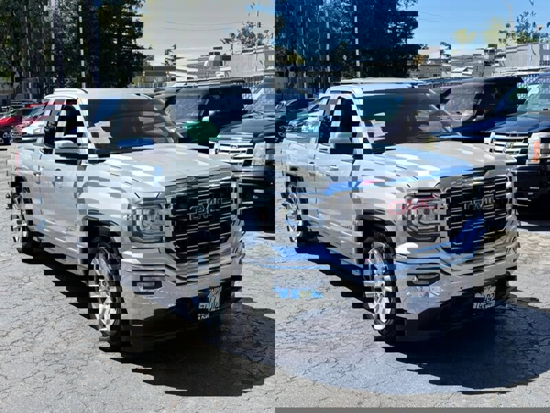 Used 2016 GMC Sierra 1500 SLE w/ SLE Value Package