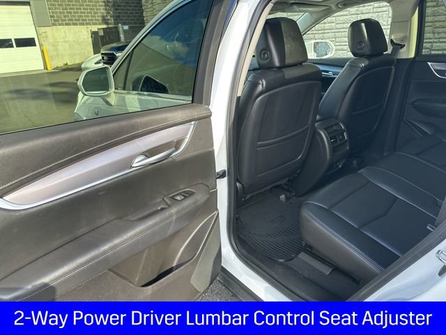 Used 2018 Cadillac XT5 Luxury w/ Driver Awareness Package image 33