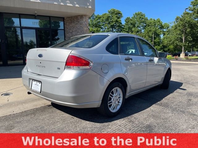 Used 2009 Ford Focus SE FWD image 4