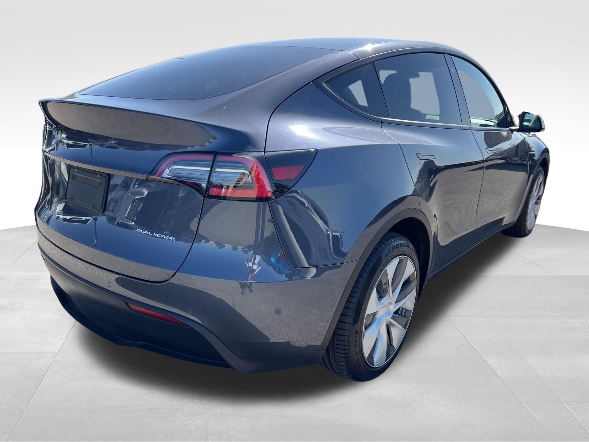 Used 2020 Tesla Model Y Long Range AWD/4WD image 5