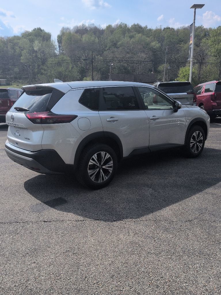Used 2023 Nissan Rogue SV AWD/4WD image 6