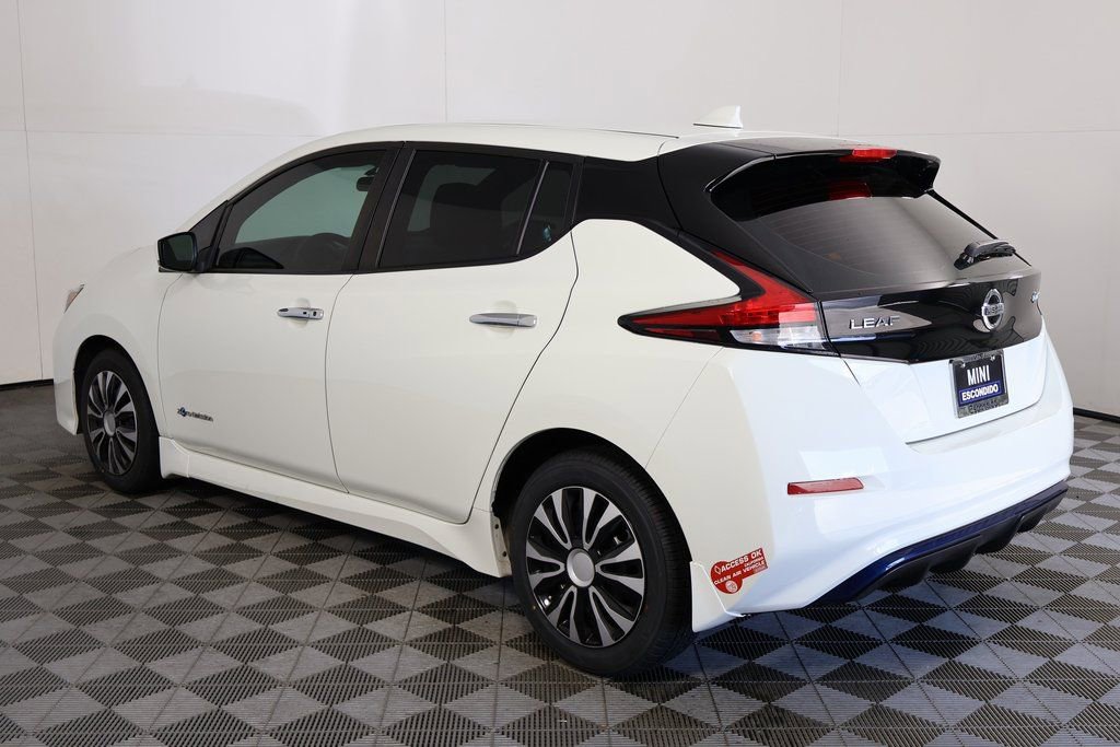 Used 2018 Nissan Leaf S w/ S Charge Package image 6