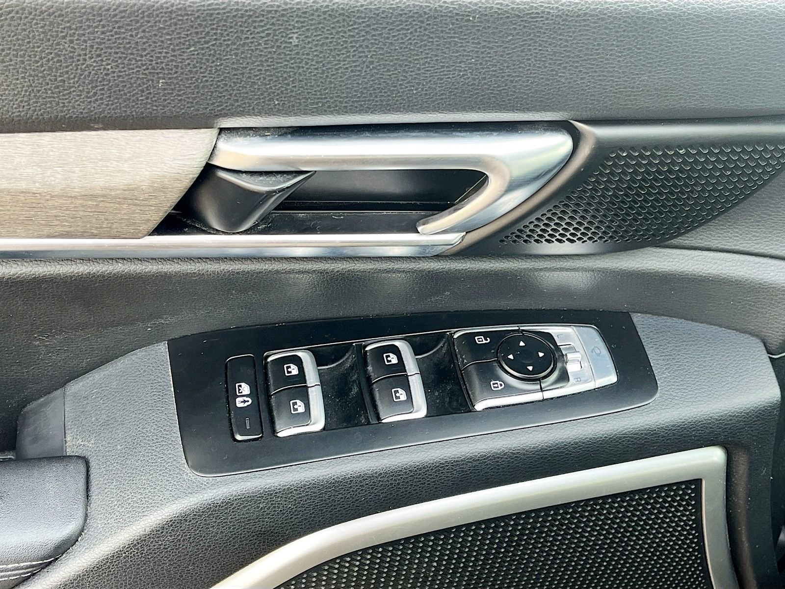 Used 2022 Kia Telluride EX w/ EX Premium Package FWD image 18