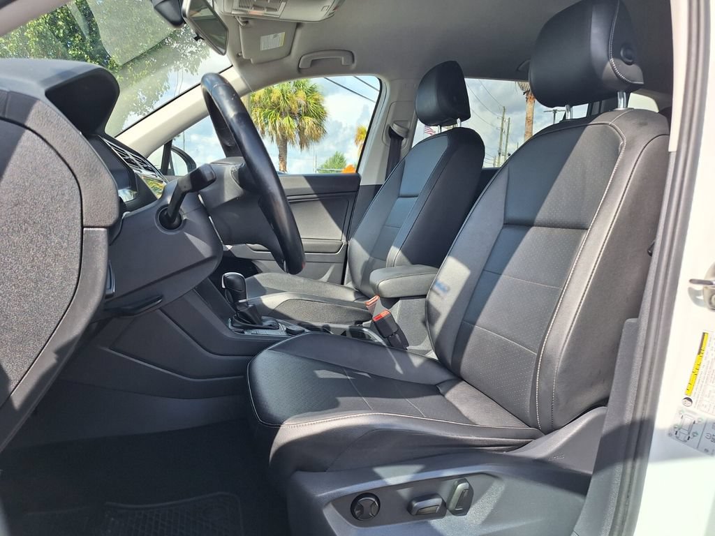 Used 2018 Volkswagen Tiguan SE AWD/4WD image 20