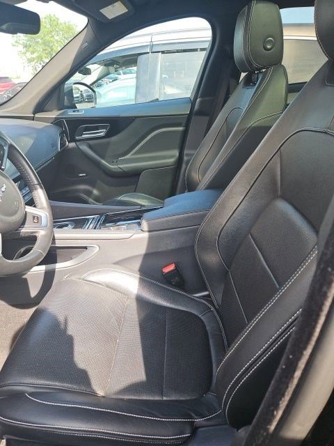 Used 2020 Jaguar F-PACE S AWD/4WD image 14