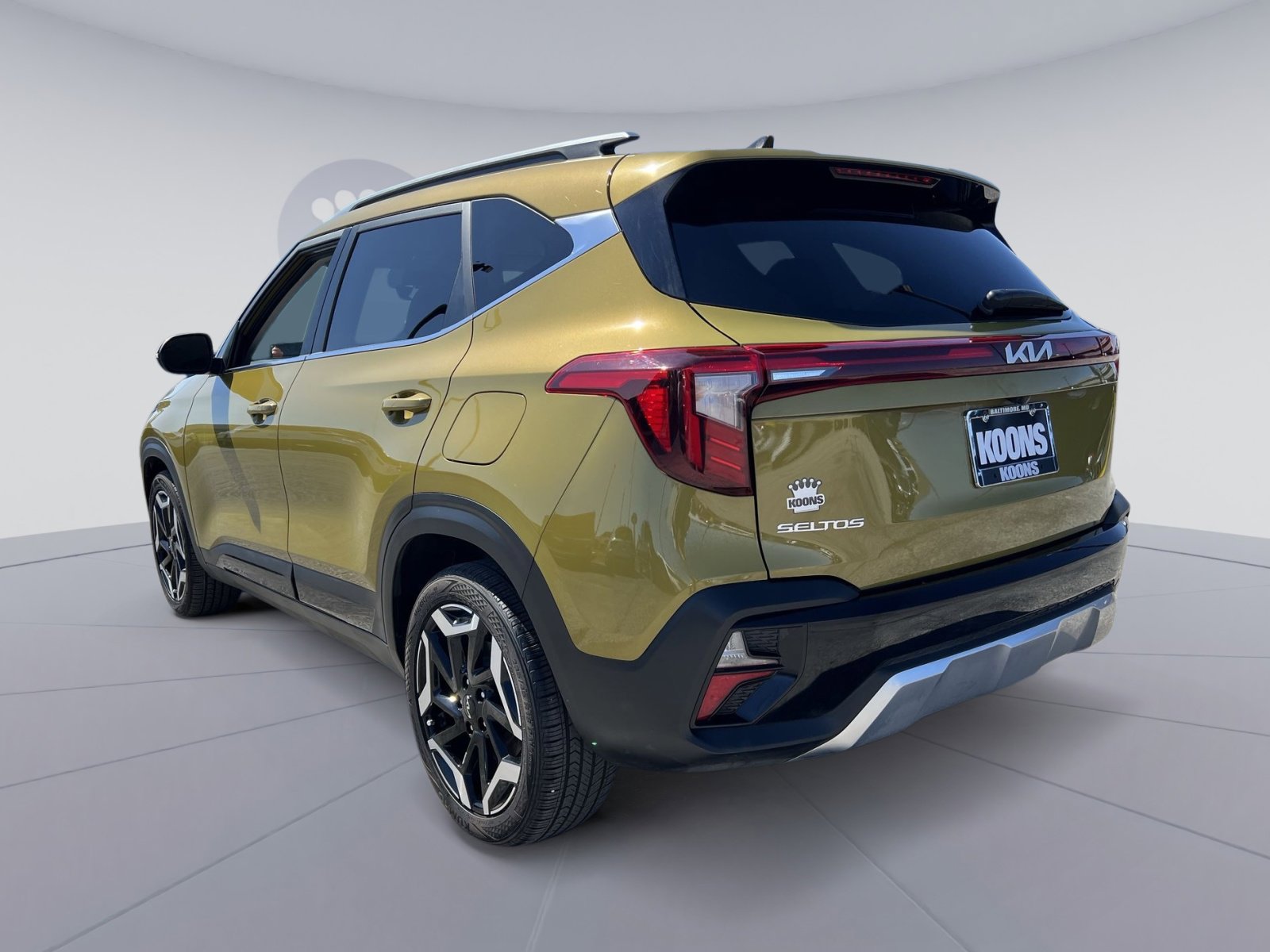 Used 2024 Kia Seltos SX w/ SX Sunroof Package image 4