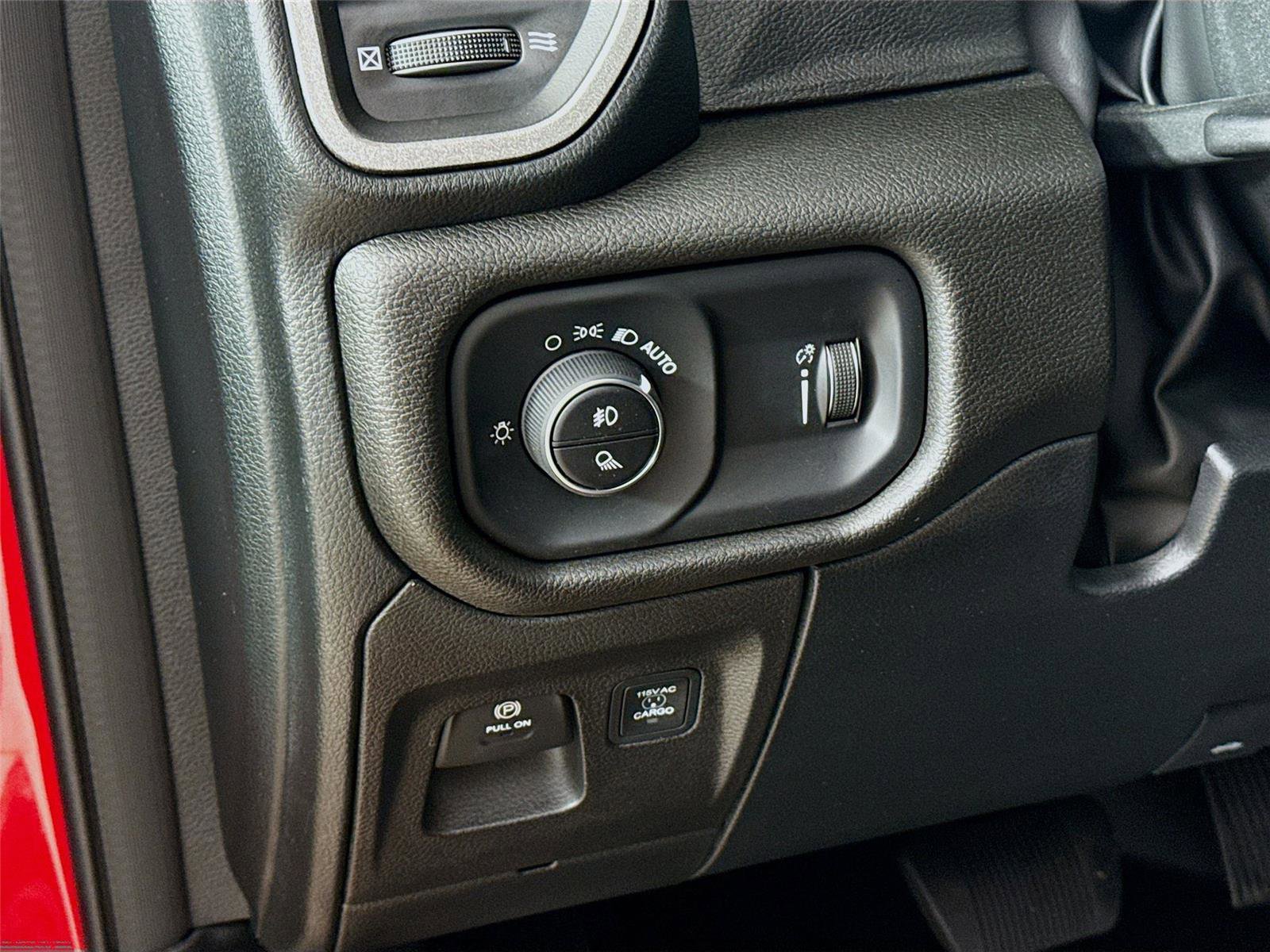 Used 2025 RAM 1500 Tradesman w/ Night Edition AWD/4WD image 14