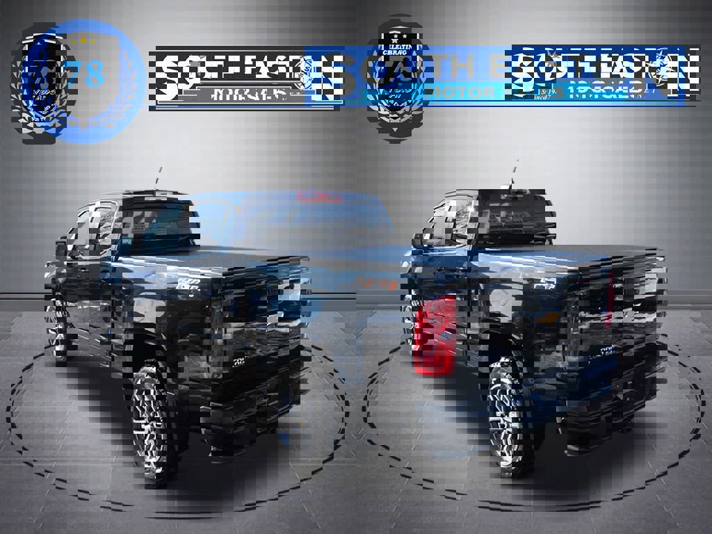 Used 2020 Chevrolet Colorado W/T w/ Custom Special Edition image 6