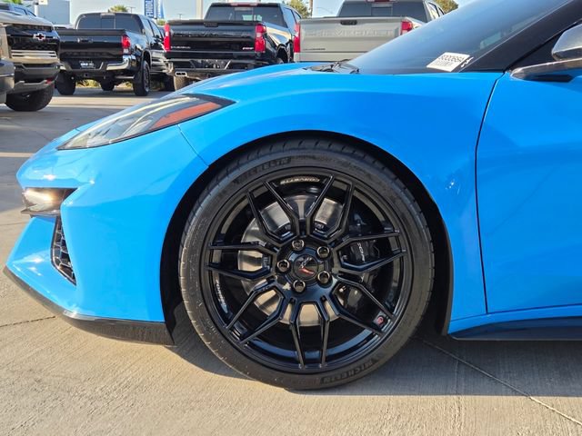 Certified 2024 Chevrolet Corvette Z06 w/ Stealth Interior Trim Package RWD image 9