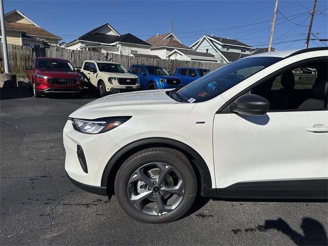 New 2026 Ford Escape ST-Line w/ Tech Pack #1 image 9