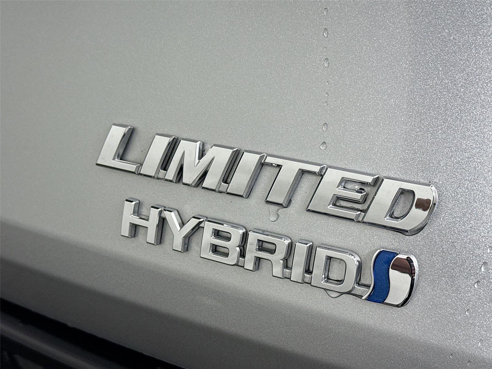 Certified 2023 Toyota Sienna Limited image 11