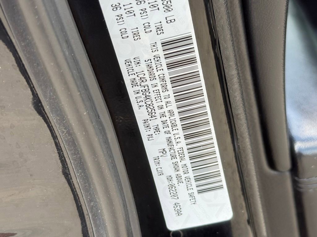 Used 2019 Jeep Grand Cherokee Limited AWD/4WD image 39