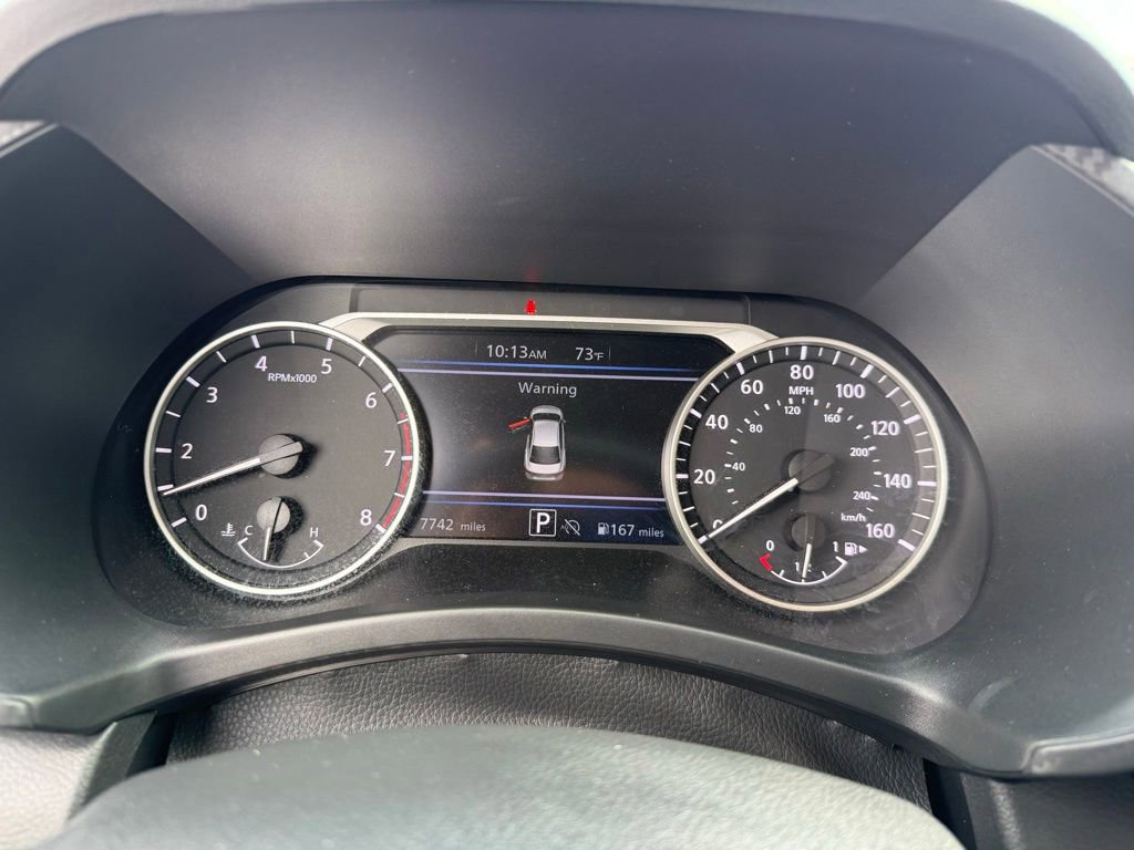 Used 2025 Nissan Sentra SV FWD image 17