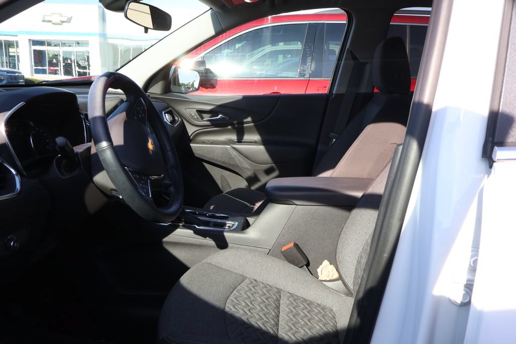 Used 2024 Chevrolet Equinox LT FWD image 10