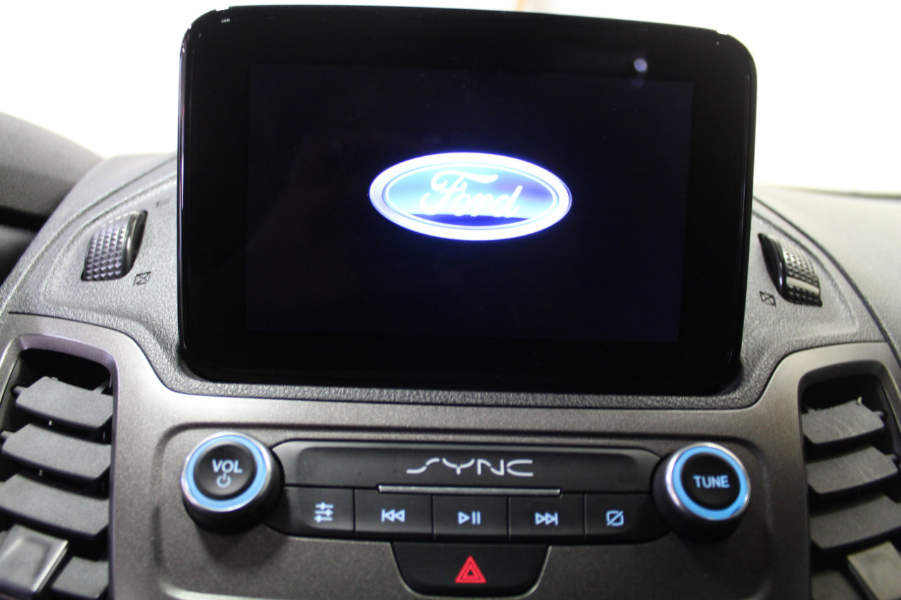 Used 2023 Ford Transit Connect XLT w/ Trailer Tow Package image 12